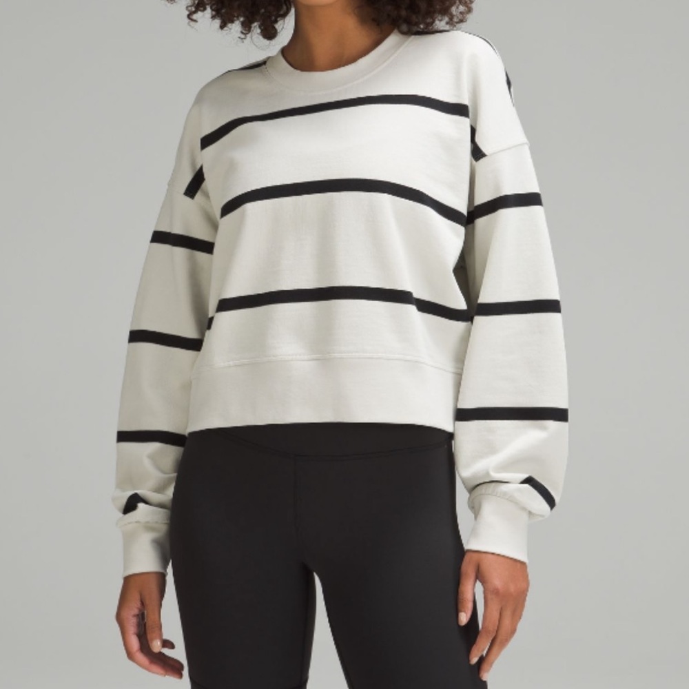 Perfectly Oversized Cropped Crew - Size 4